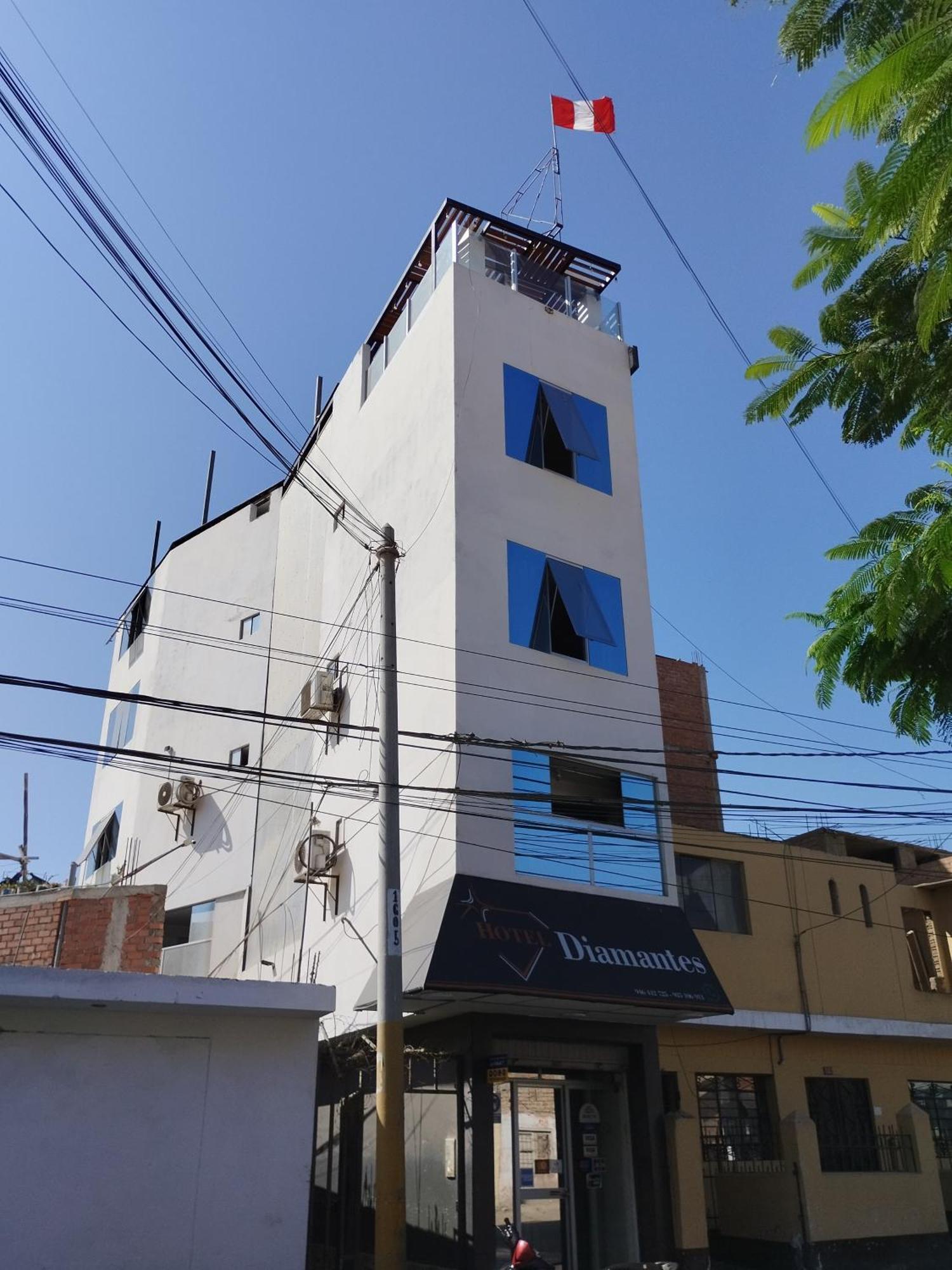 Hospedaje Diamantes Huacho Eksteriør billede